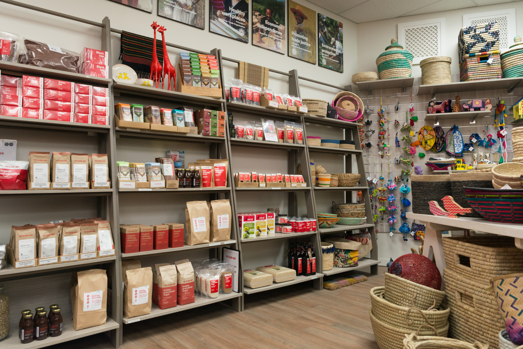 bespoke display solutions for retail